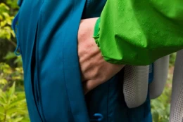 ΣΑΚΙΔΙΟ ΠΛΑΤΗΣ VANGO CONTOUR 60:70 (Thumb 3)