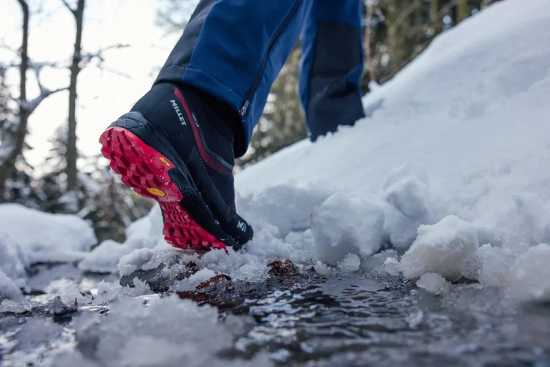 Μποτάκι ανδρικό Millet HIKE UP MID GTX /Black (Preview 4)